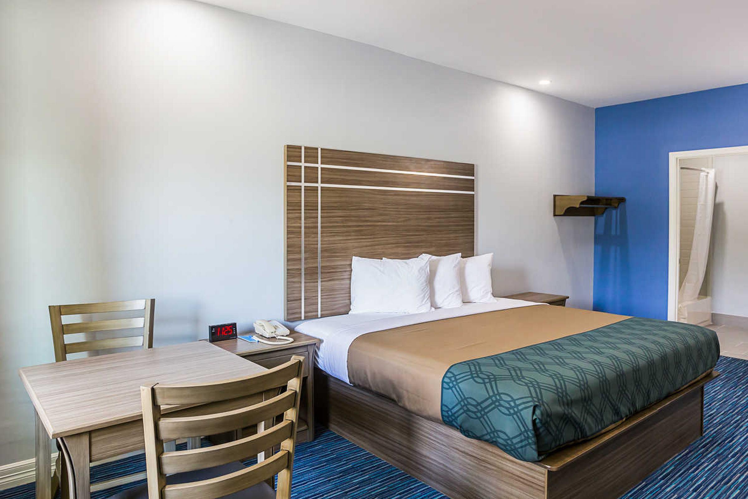 Rodeway Inn & Suites Κλάρκσβιλ Εξωτερικό φωτογραφία