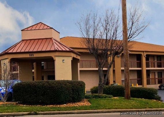 Rodeway Inn & Suites Κλάρκσβιλ Εξωτερικό φωτογραφία