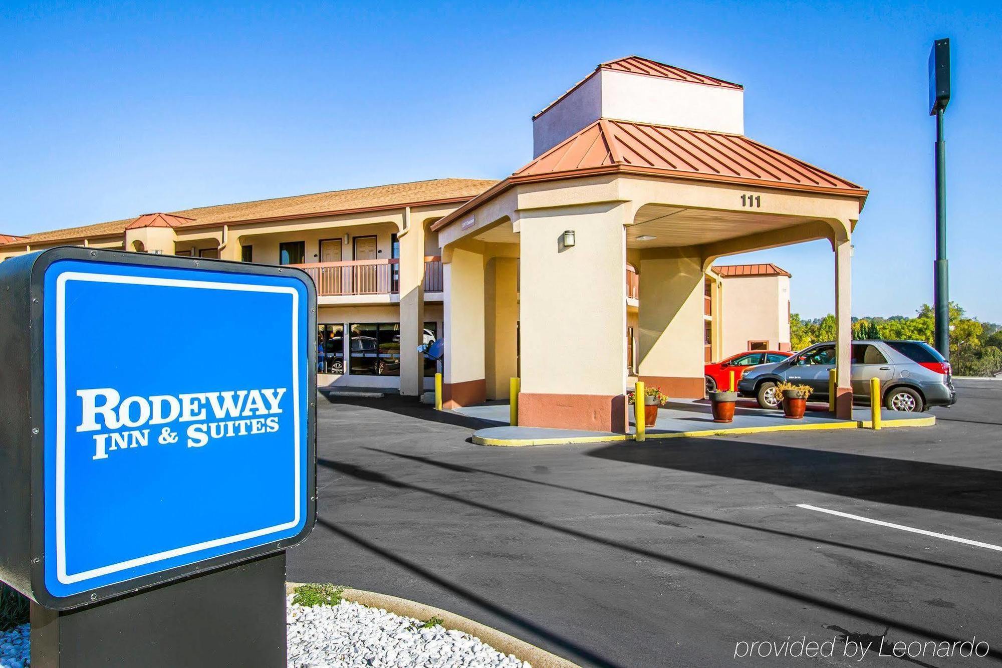 Rodeway Inn & Suites Κλάρκσβιλ Εξωτερικό φωτογραφία